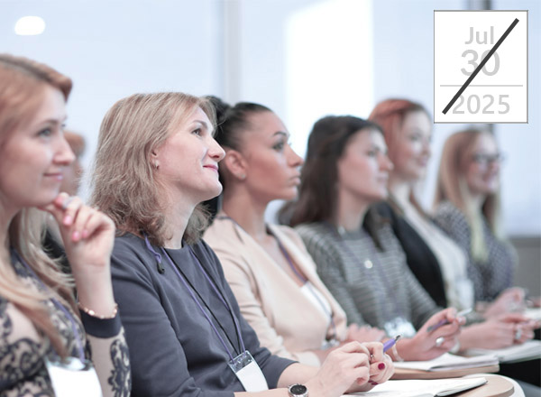 Audience of women at International Signature Circle Learning event.